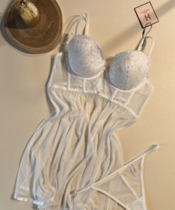 Nuisette en dentelle + bas - H - Blanc