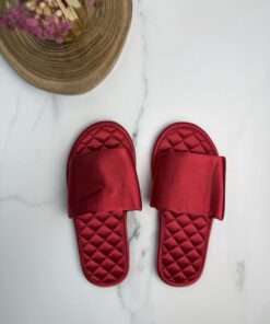 Alternative view of Pantoufle en satin " Rouge "
