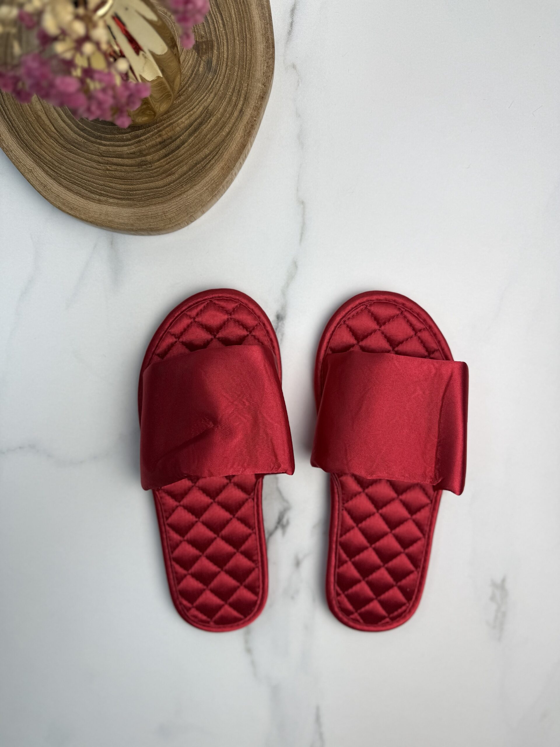 Pantoufle en satin " Rouge " – Image 2