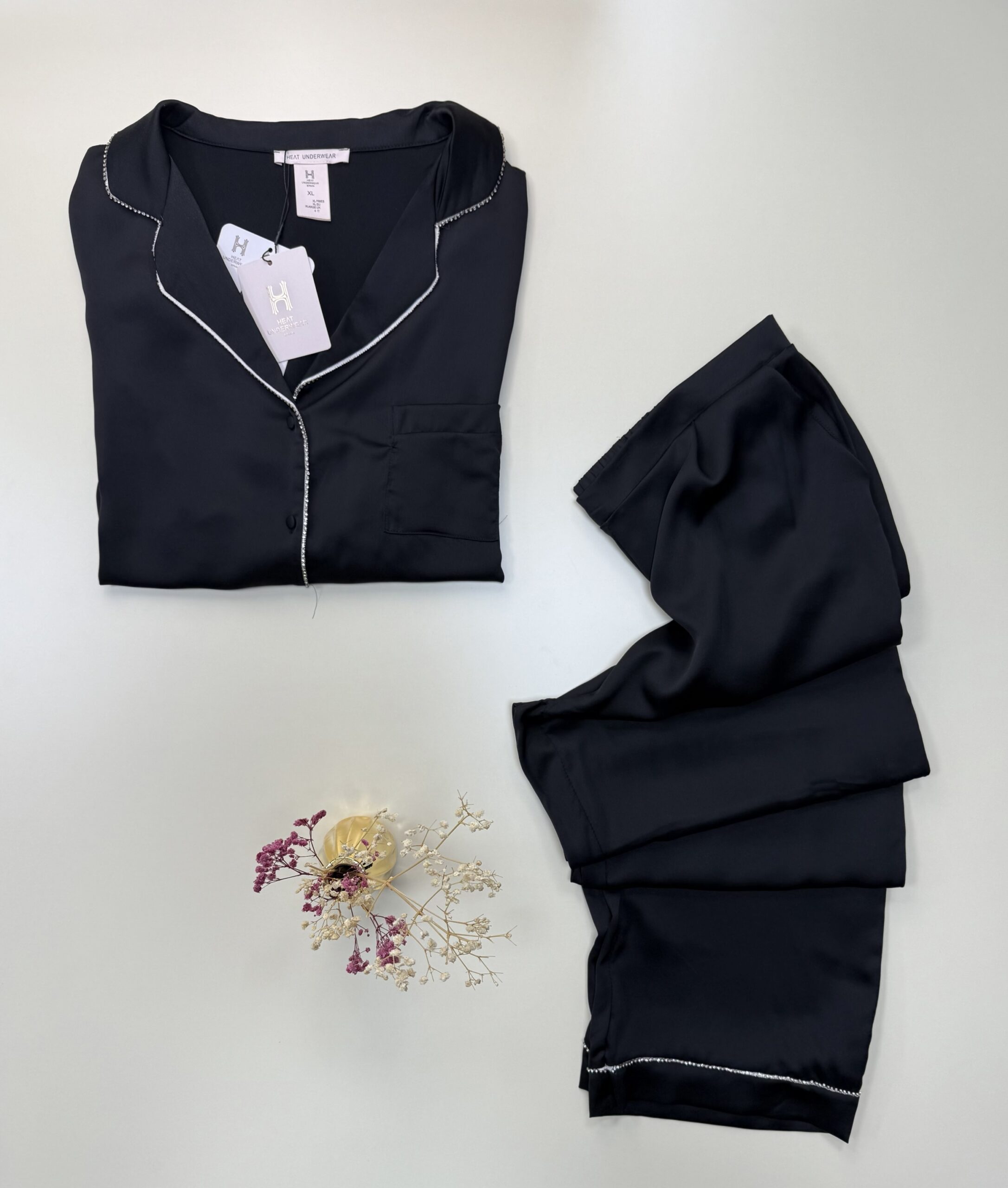 Pyjama boutonné H " Noir " – Image 2