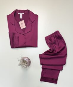 Alternative view of Pyjama boutonné en satin H " Cerise "