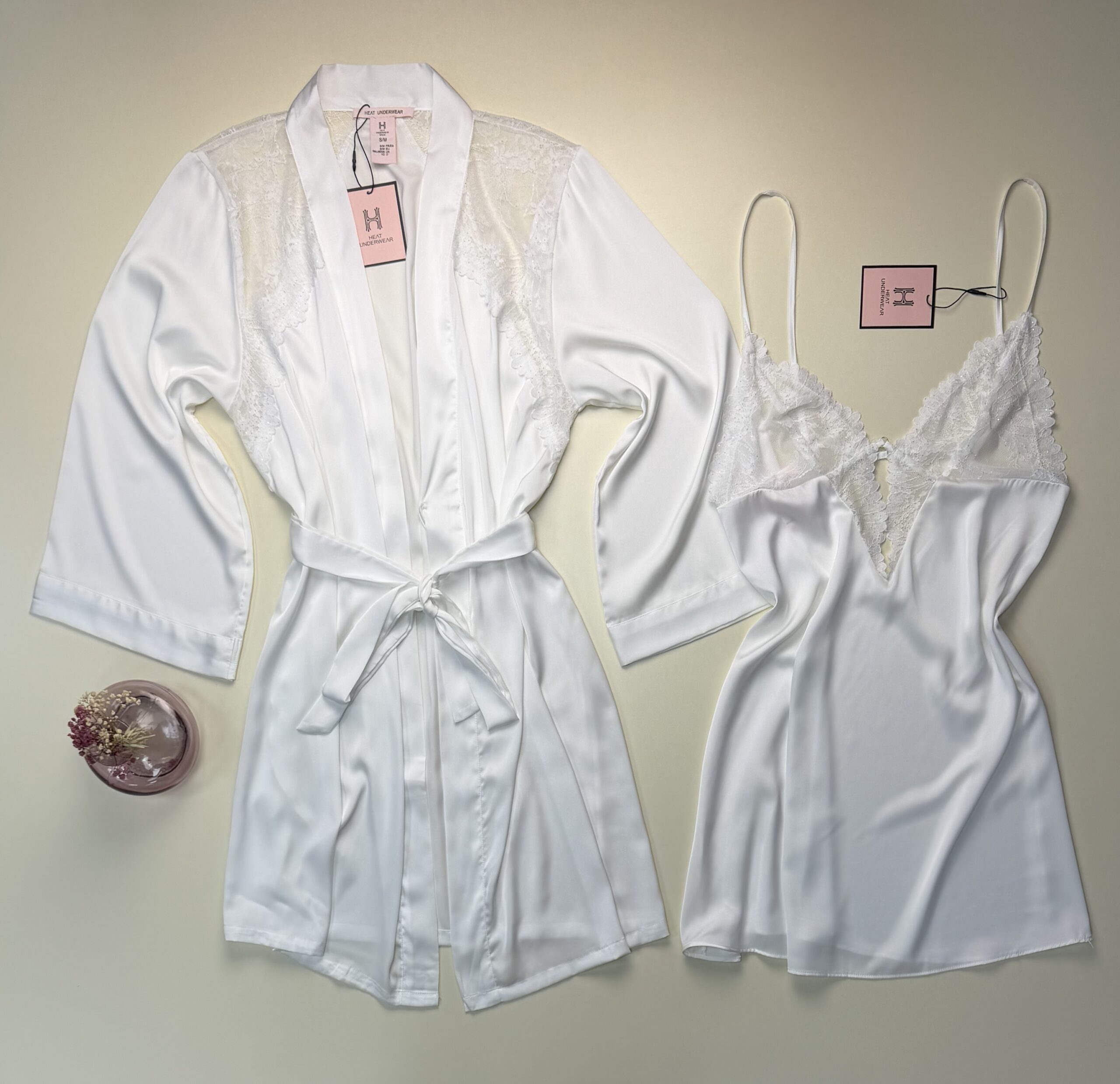 Ensemble nuisette peignoir en satin " Blanc " – Image 2