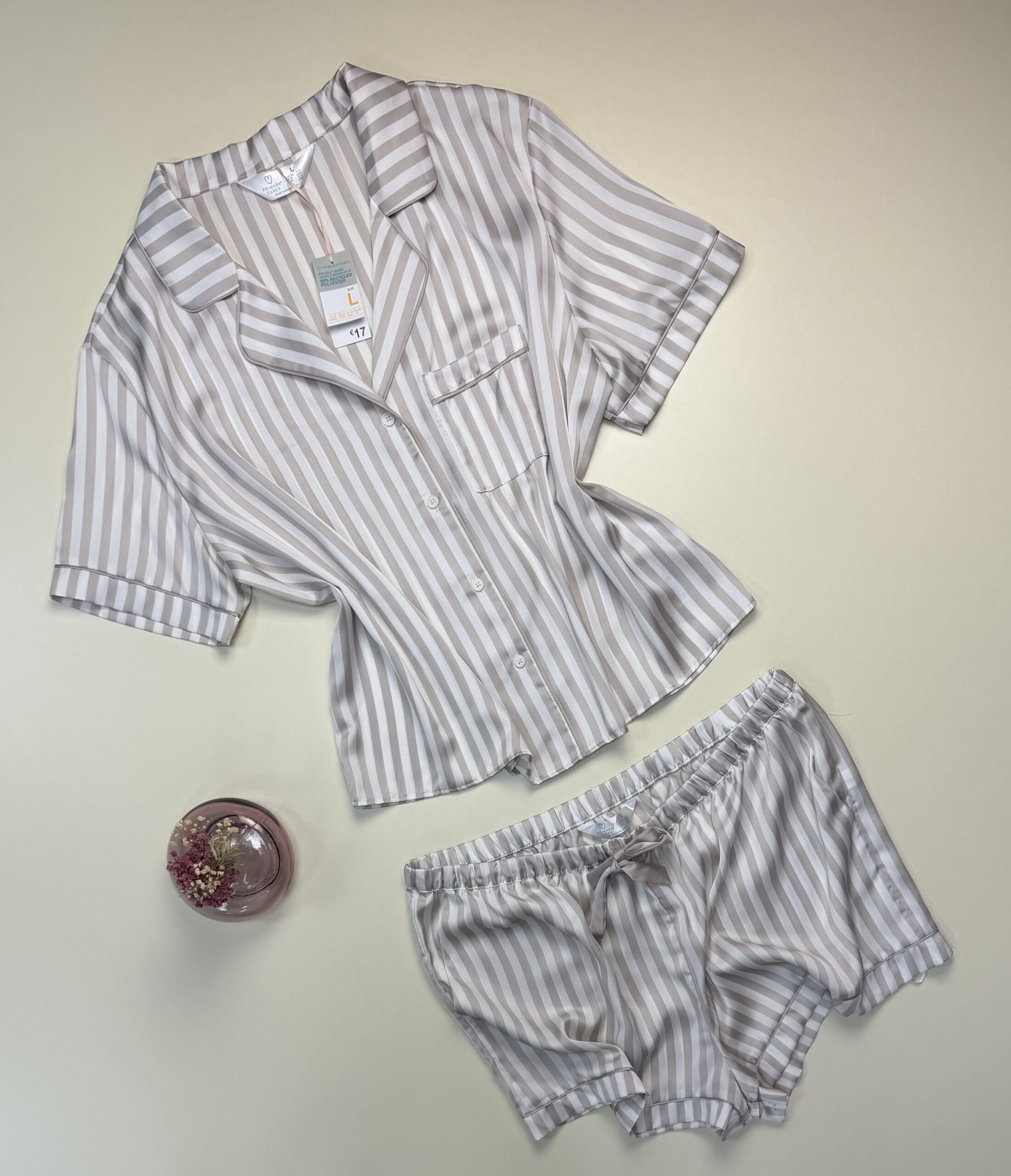 Pyjama short boutonné en satin - Primark - " taupe à rayures " – Image 2