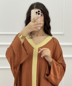 Alternative view of Robe d’hôtesse -Lella- brique