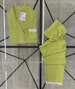 Alternative view of Pyjama boutonné demi manche " Vert pistache "