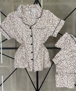 Alternative view of Pyjama boutonné haut demi manche " Motif léopard " - ROSE FONCE -