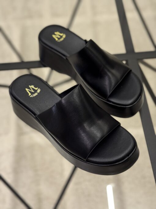Mule "Black"