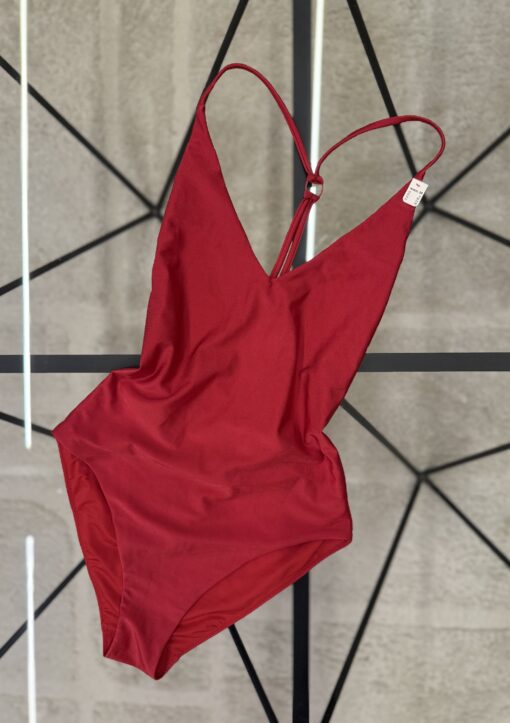 Negara - Etam - fushia
Maillot de bain 1 pièce détail au dos