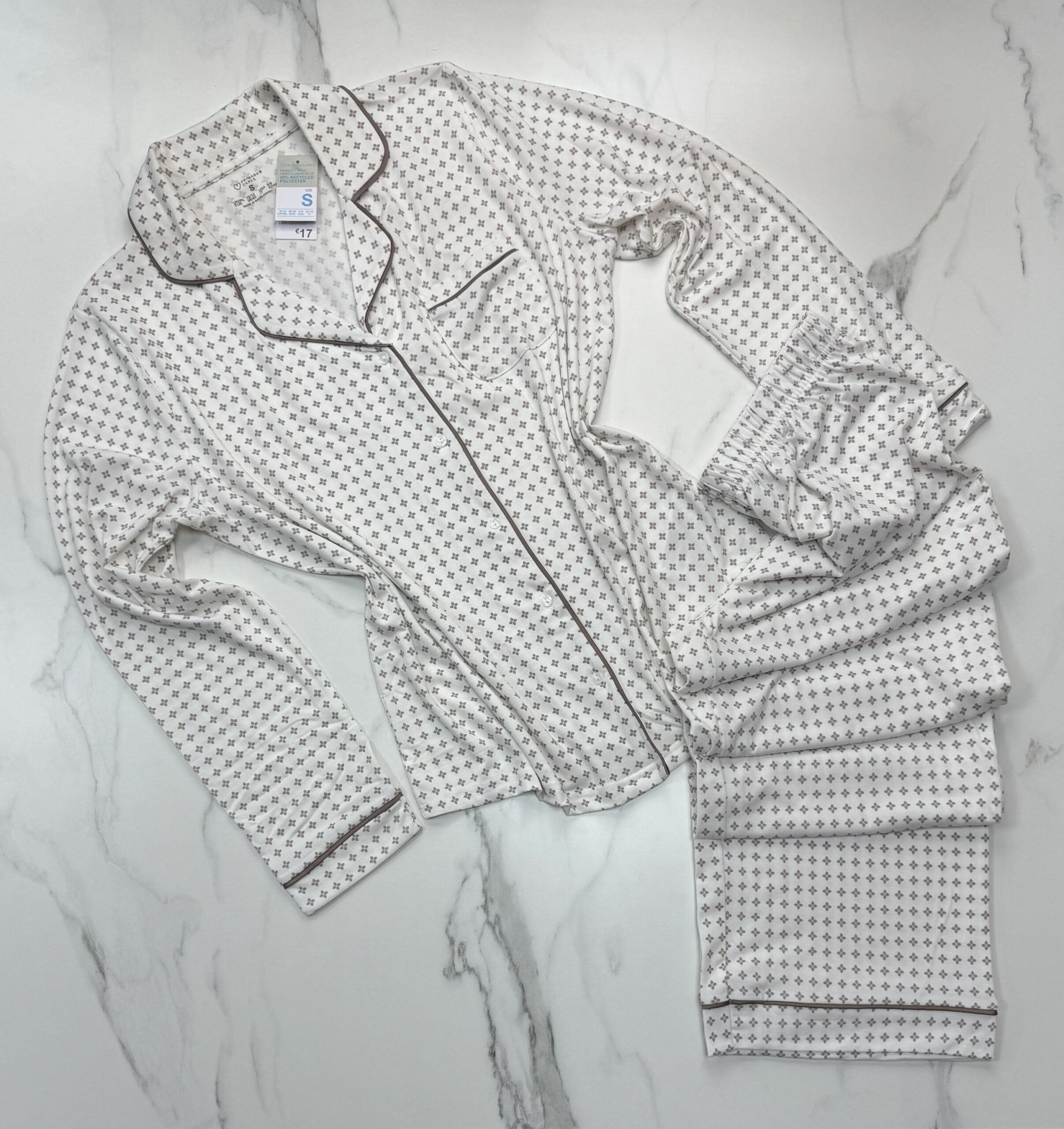 Pyjama boutonné haut manche longue primark " Taupe à motifs "