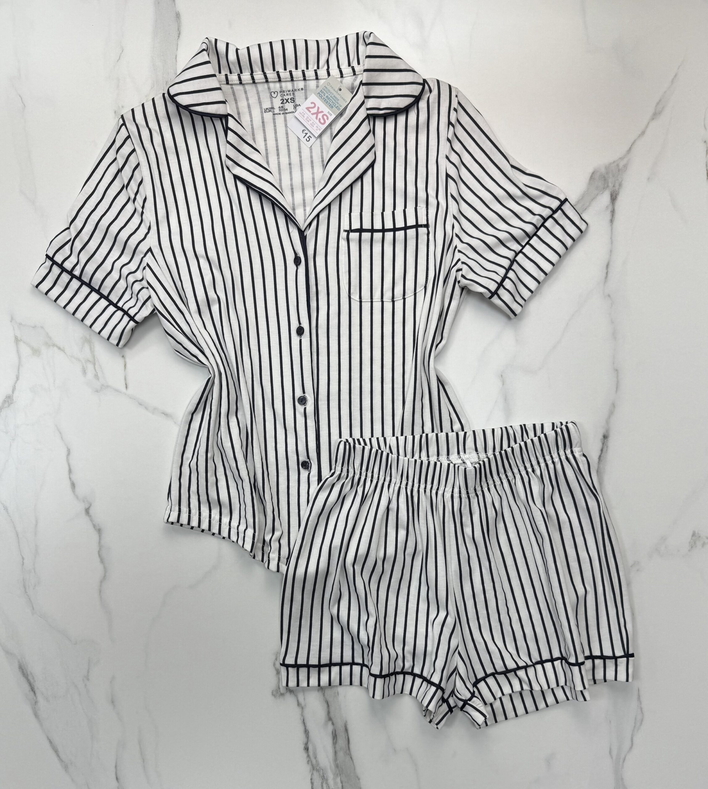 Pyjama boutonné short haut demi manche primark " navy à rayures "