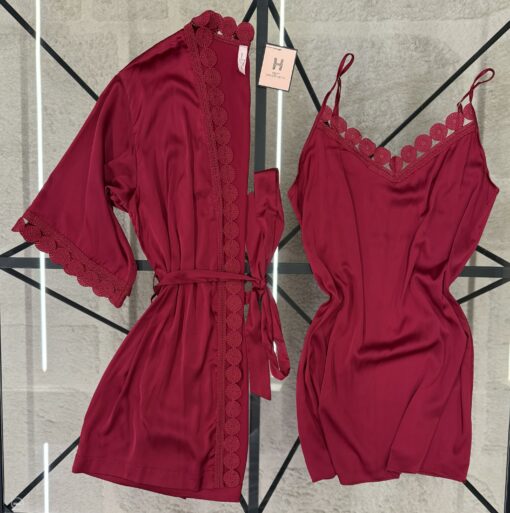 Ensemble nuisette peignoir en satin " Cerise "