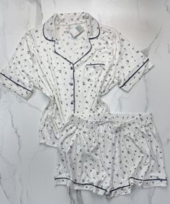 Pyjama boutonné short haut demi manche primark " white à fleurs "