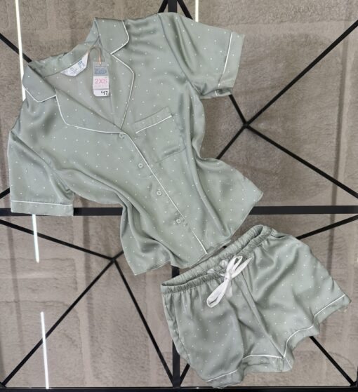 Pyjama short en satin primark " Green petit point "