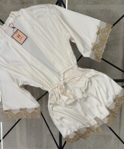 Alternative view of Ensemble nuisette peignoir en satin " Blanc cassé "