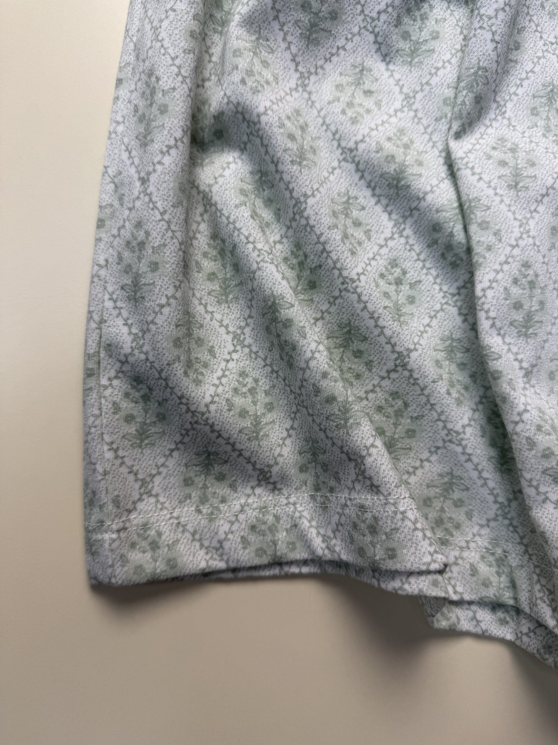 Pyjama short haut demi manche " Vert " – Image 3