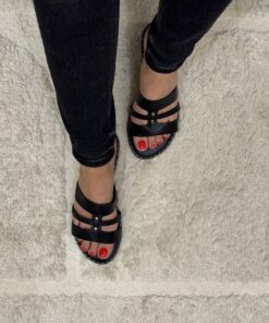 Alternative view of Mule - Black  -