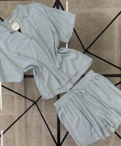 Alternative view of Pyjama short haut demi manche  boutonnée " Vert "