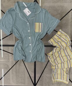 Alternative view of Pyjama pantalon boutonné " Vert "