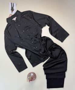Pyjama Boutonnée en satin perlé " Noir "