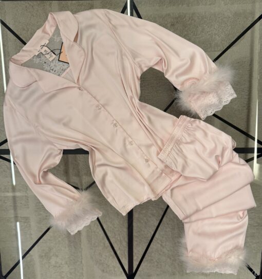 Pyjama manche longue boutonnée en satin "Rose"