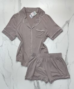 Pyjama boutonné short haut demi manche primark " Taupe "