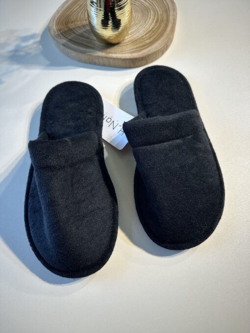 Pantoufle fermé "Noir"