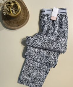 Bas de pyjama
 "Zebré"