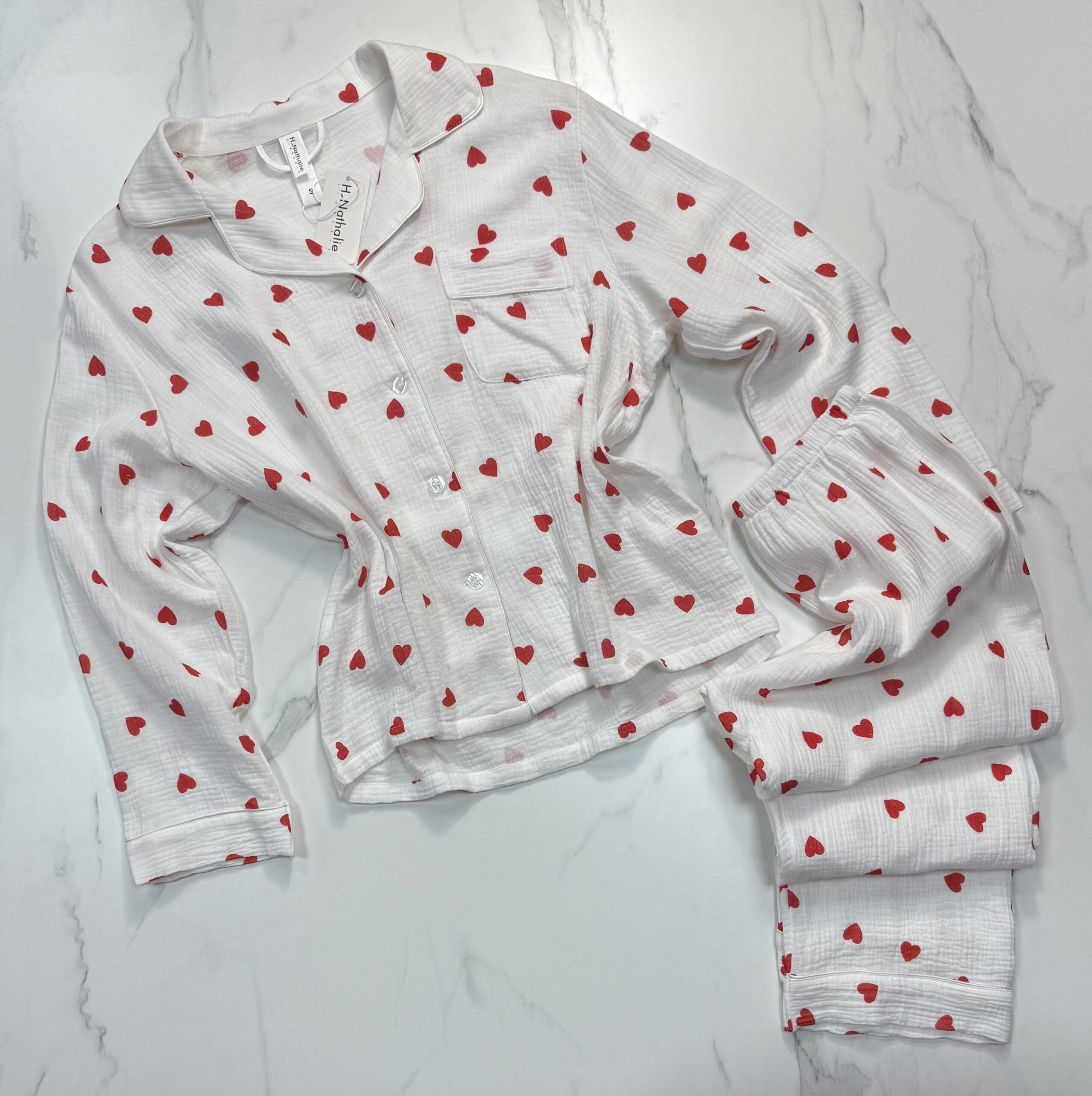 Pyjama manche longue boutonnée "coeur rouge"