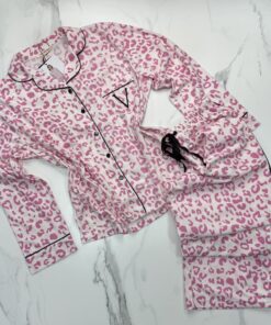 Pyjama boutonnée manche longue "Léopard rose"
