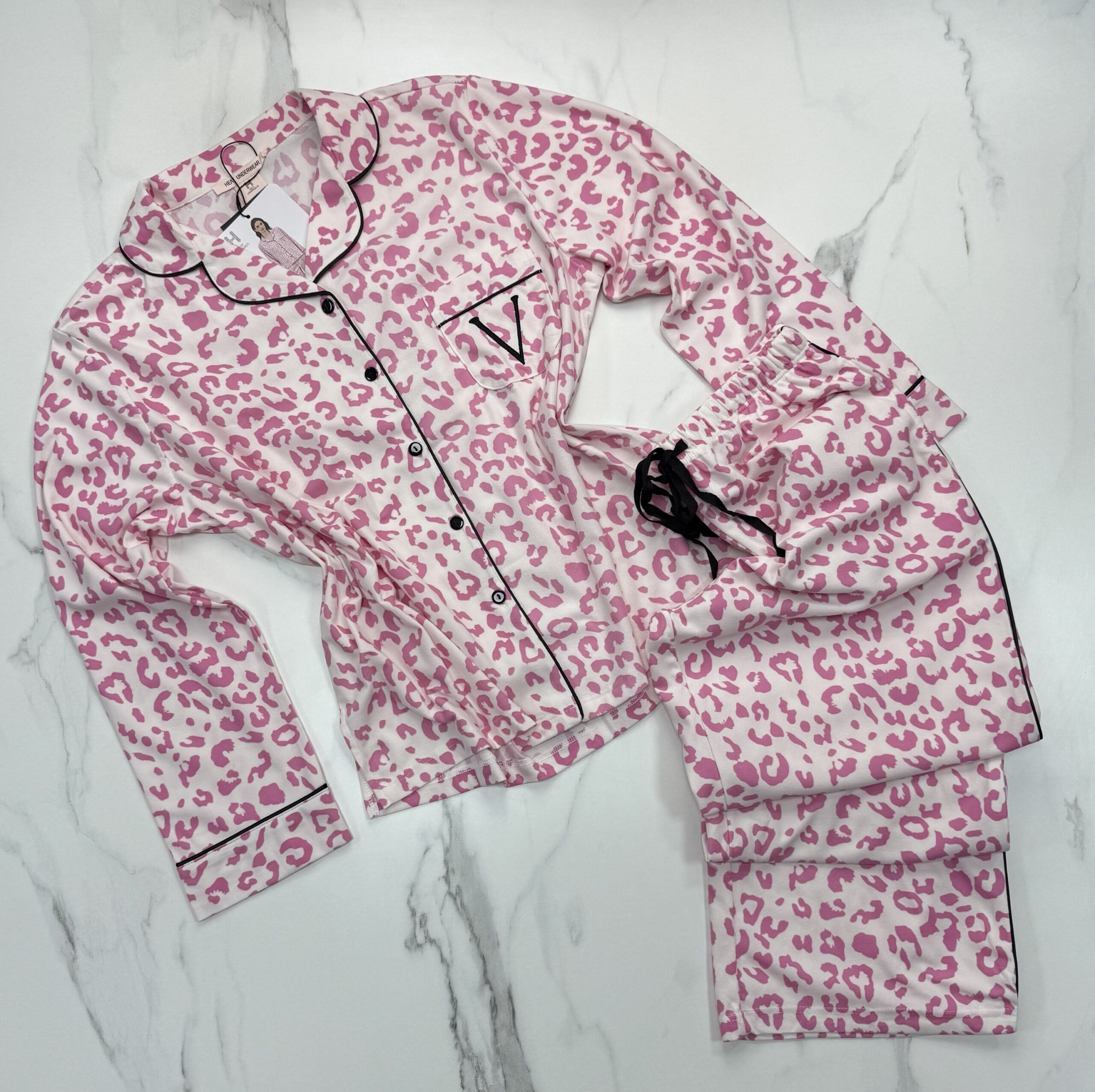 Pyjama boutonnée manche longue "Léopard rose"