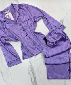 Pyjama boutonnée en satin "Mauve"