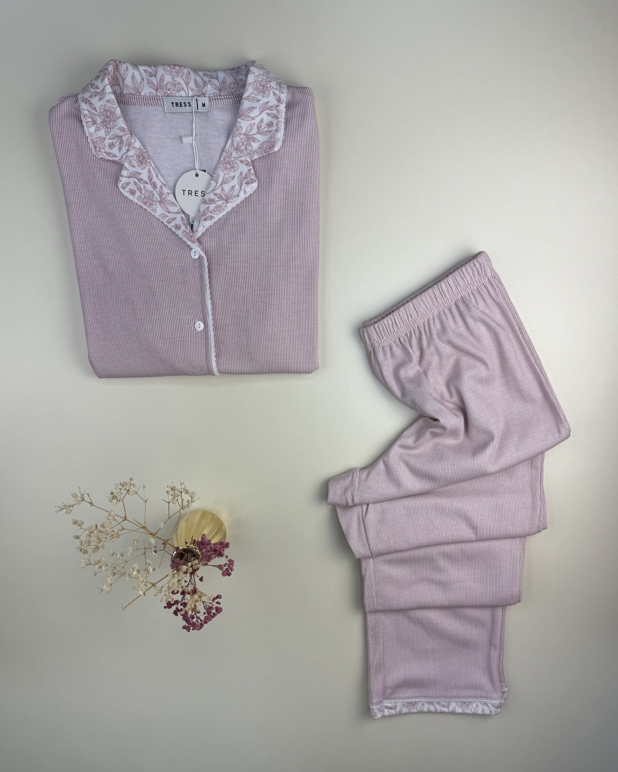 Pyjama pantalon haut manche longue boutonné " Rose " – Image 3