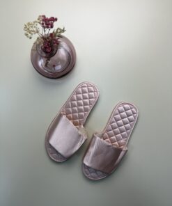 Pantoufle en satin " Rose "
