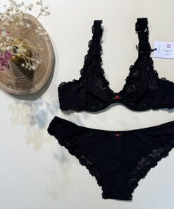 Alternative view of Ensemble 2 pcs Primark en dentelle  "Noir fleur rouge"