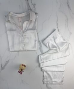 Alternative view of Pyjama boutonné en satin " Blanc "