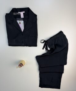 Alternative view of Pyjama boutonné en satin " Noir "