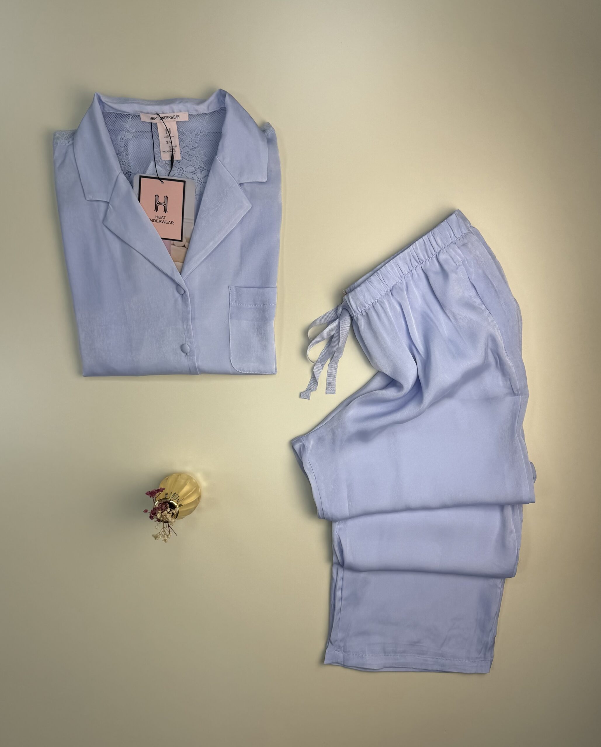 Pyjama boutonné en satin " Bleu " – Image 2