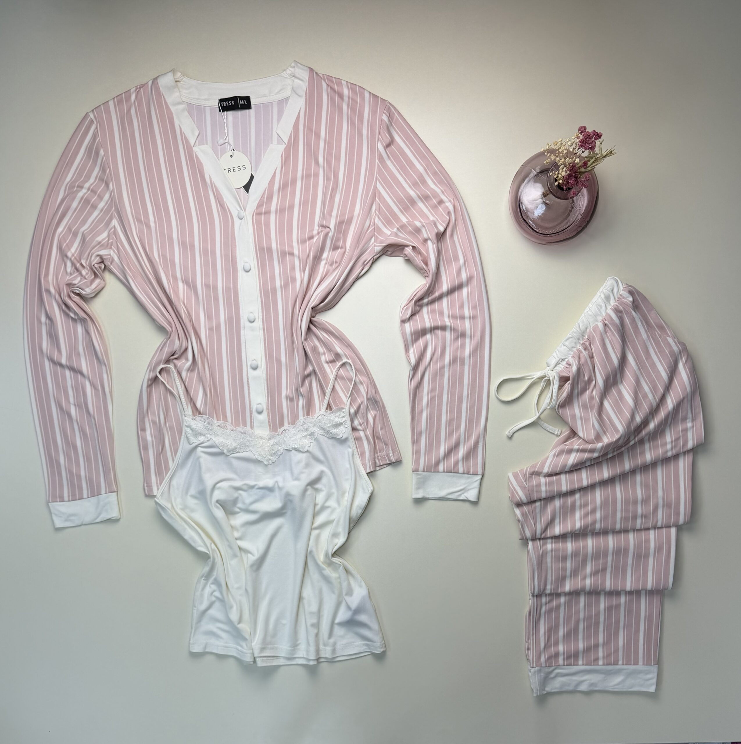 Pyjama 3pcs boutonné " Rose à rayures " – Image 3