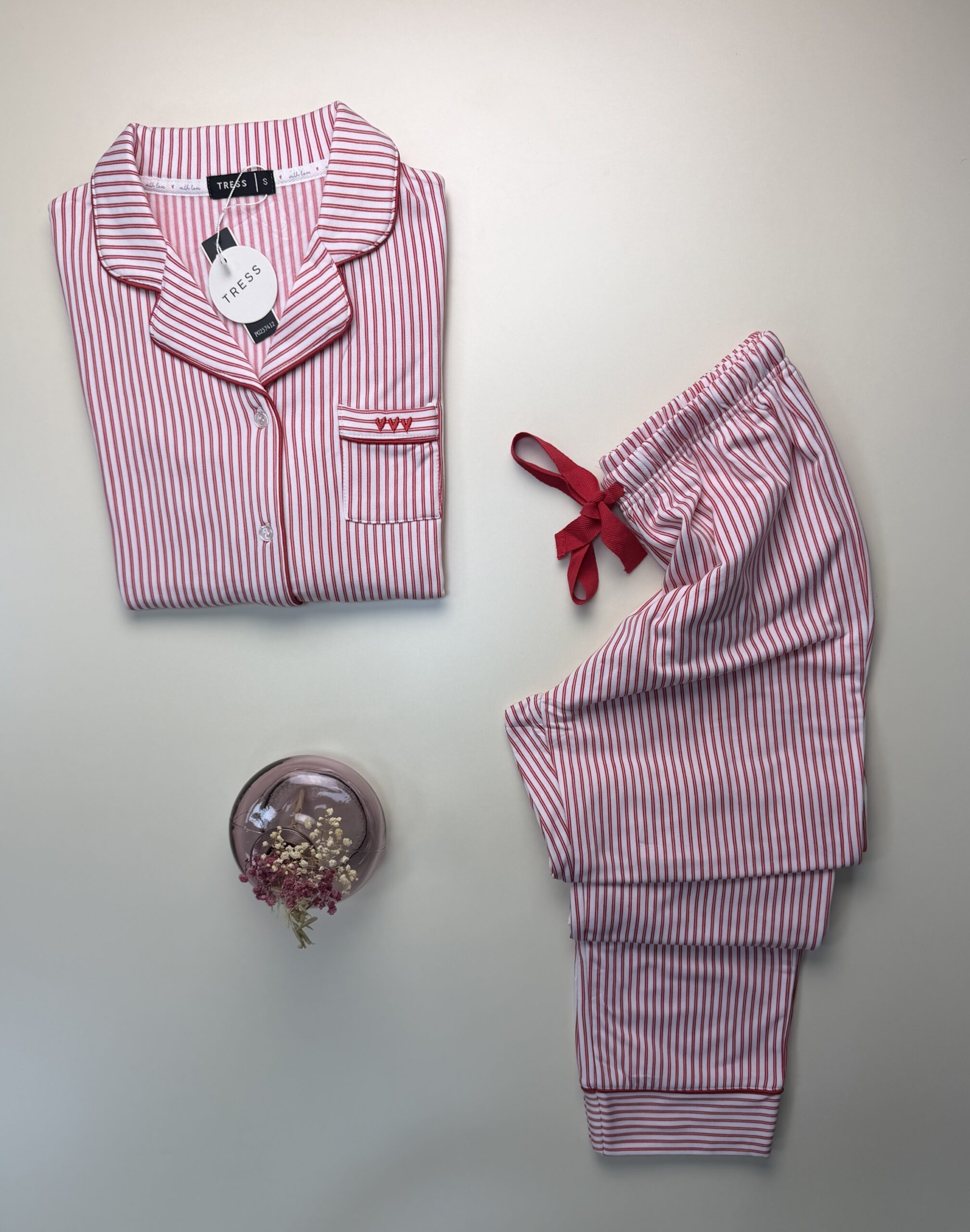 Pyjama boutonné " rouge à rayures " – Image 2