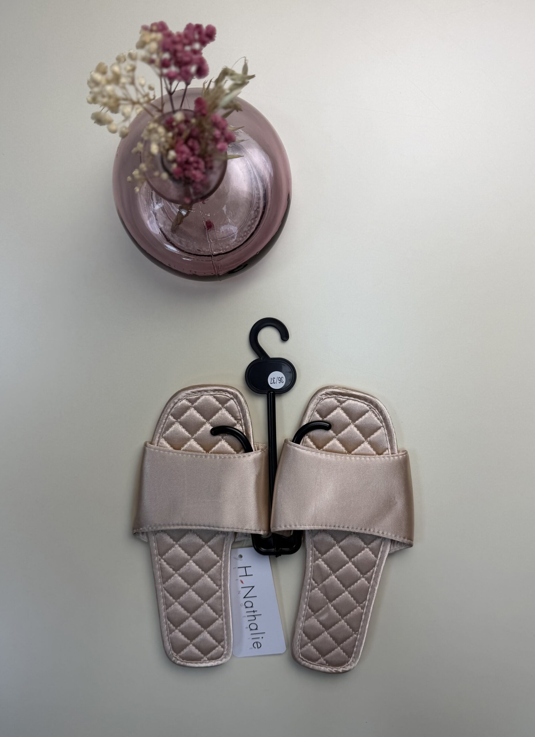 Pantoufle en satin " Champagne " – Image 2