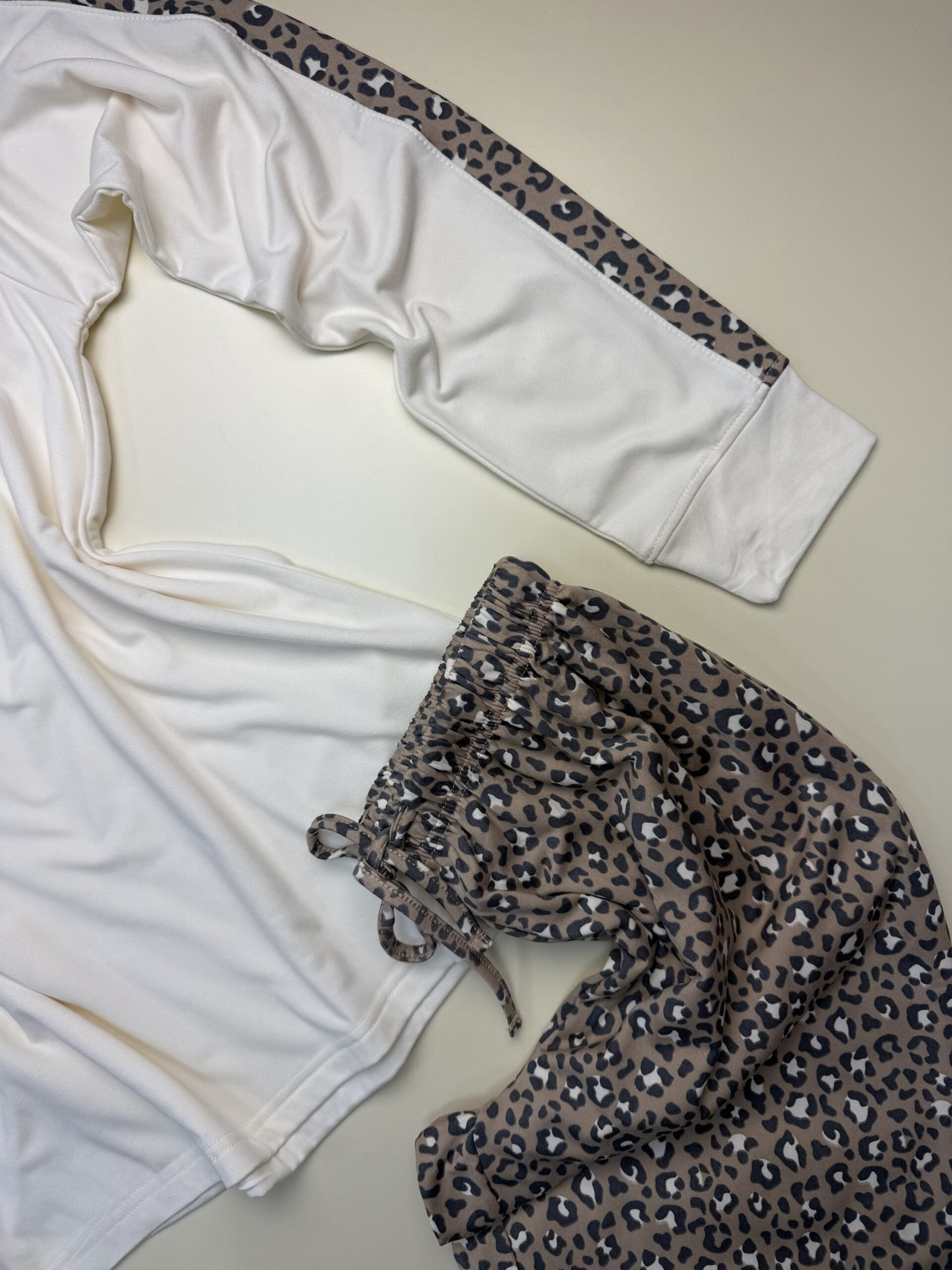 Pyjama haut manche longue " Blanc cassé " – Image 4