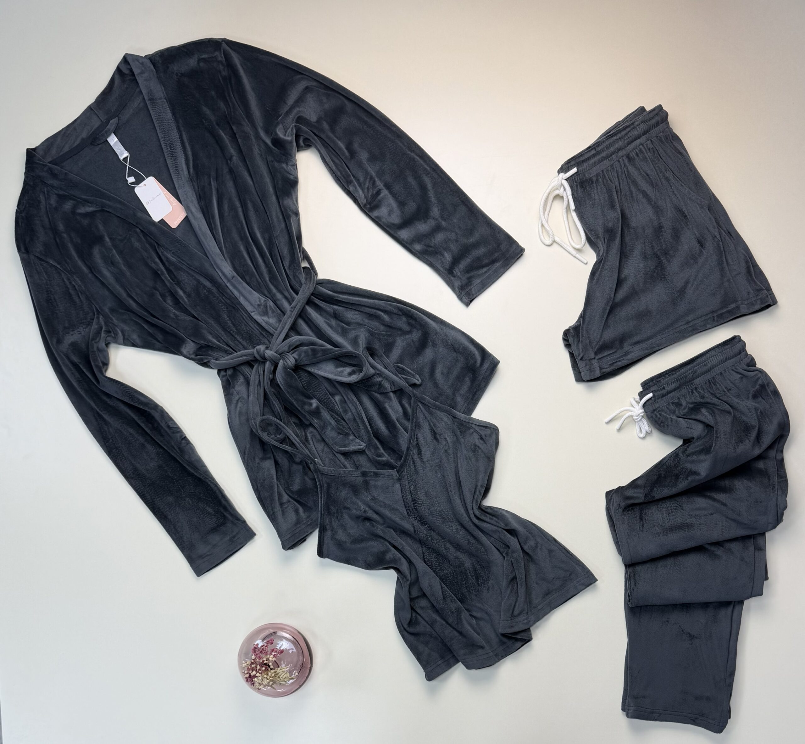 Pyjama 4pcs en velours " Tress " – Image 2
