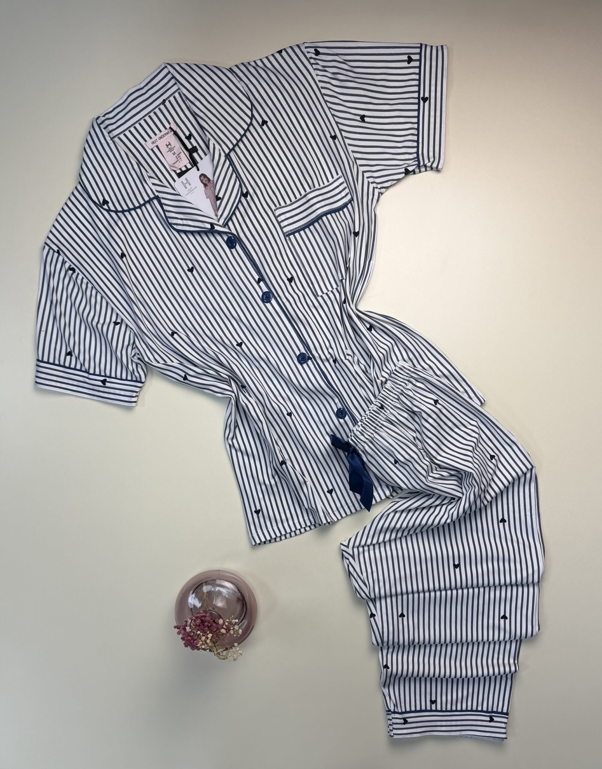 Pyjama boutonné haut demi manche H " Bleu à rayures "