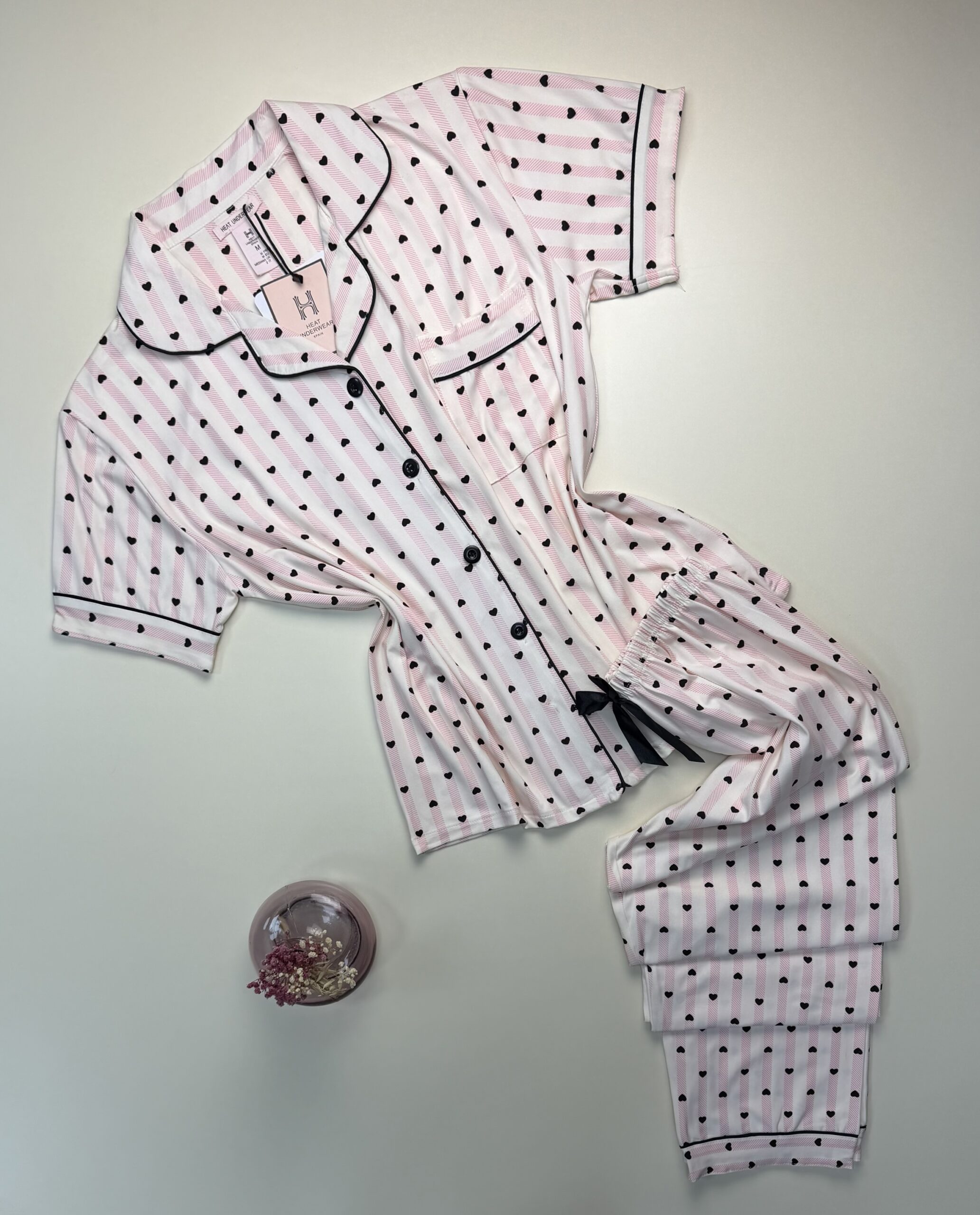 Pyjama boutonné haut demi manche H " à rayures rose "