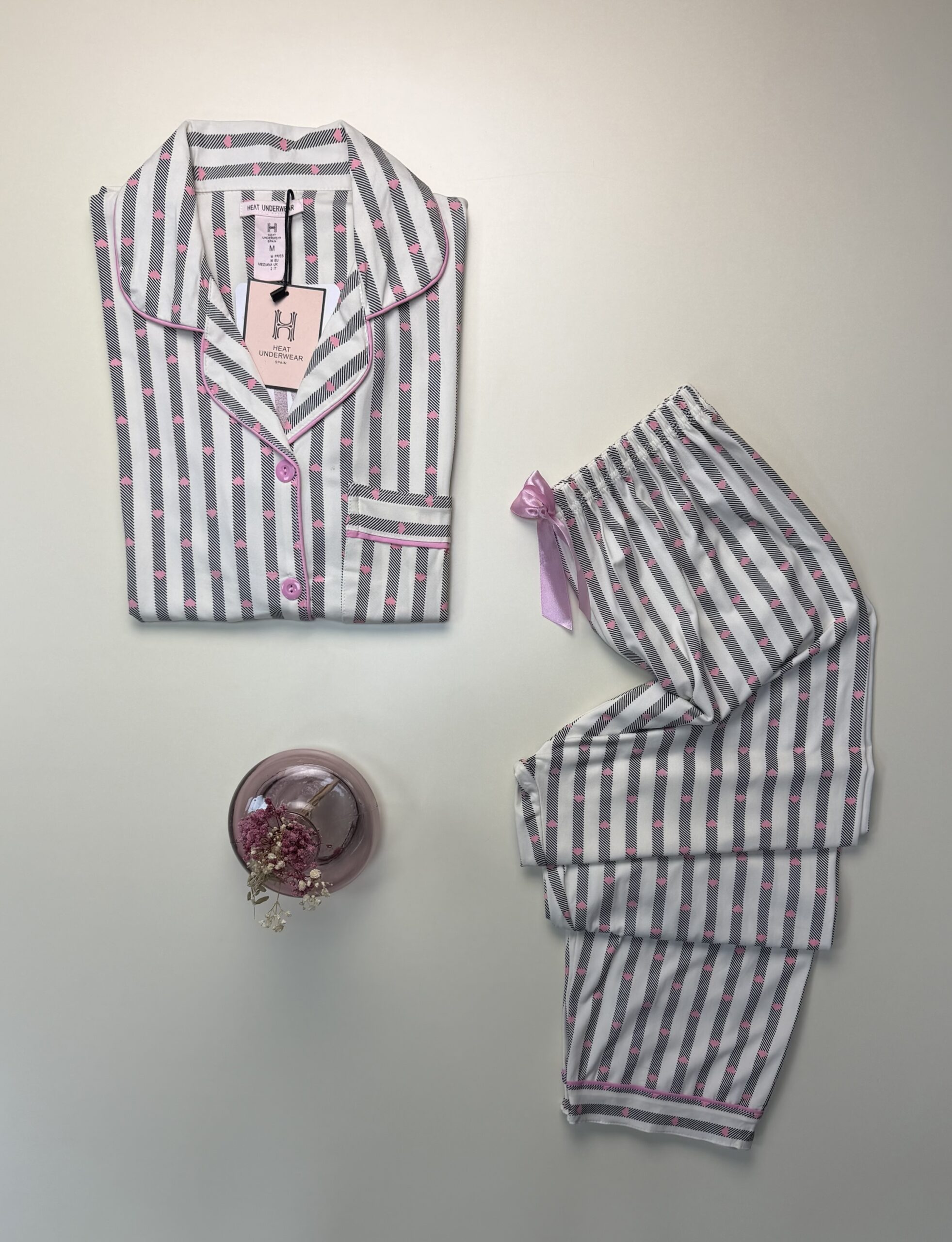 Pyjama boutonné haut demi manche H " à rayures noir " – Image 3