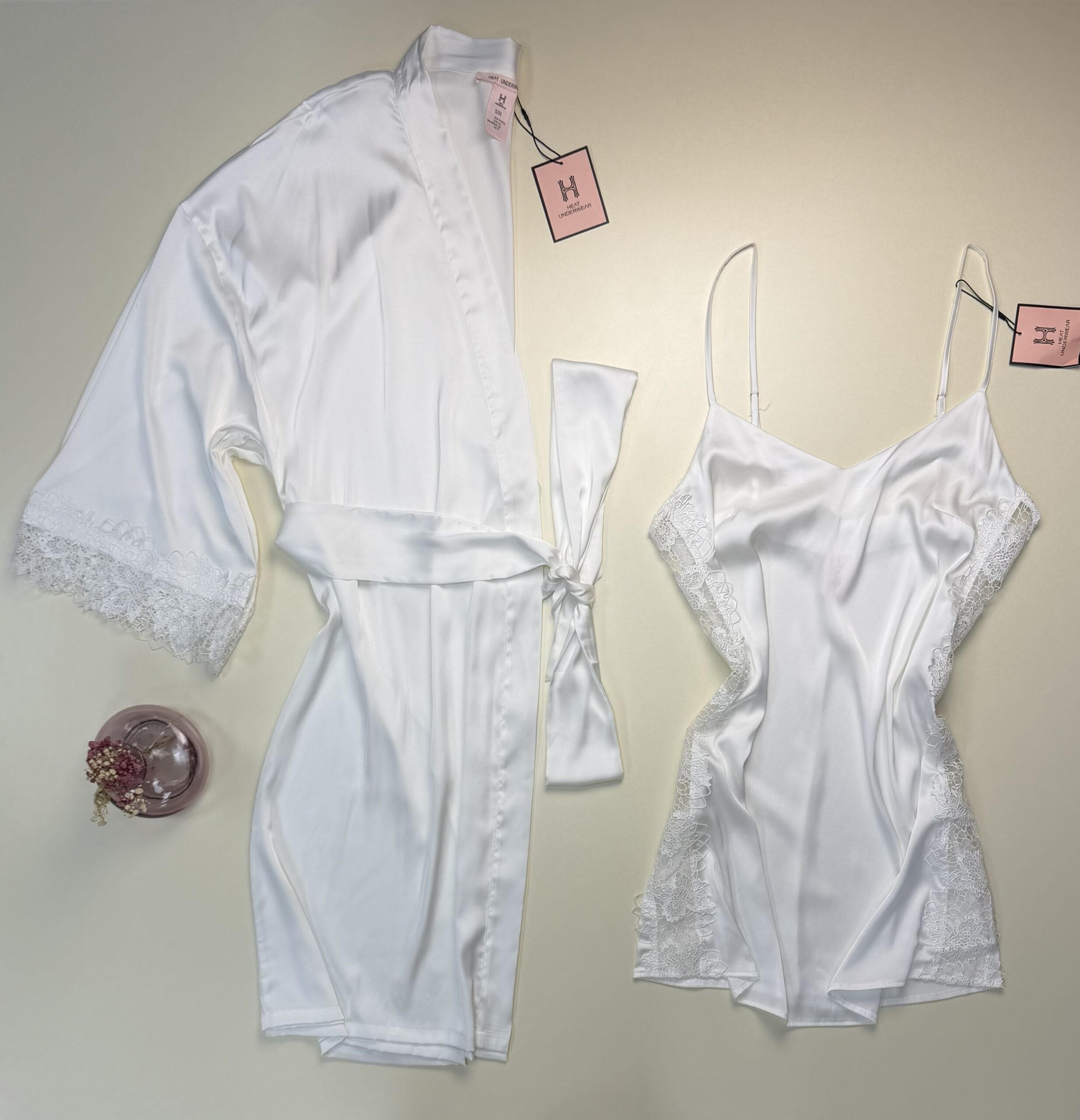 Nuisette peignoir long en satin " Blanc "