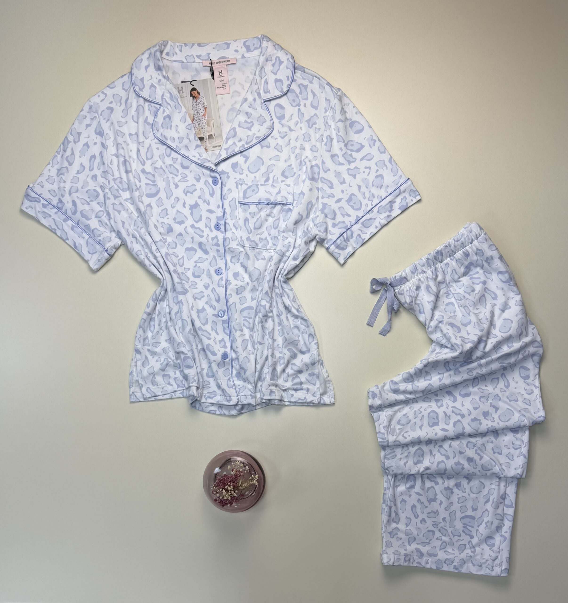 Pyjama boutonnée haut demi manche -H- " Léopard bleu " – Image 2