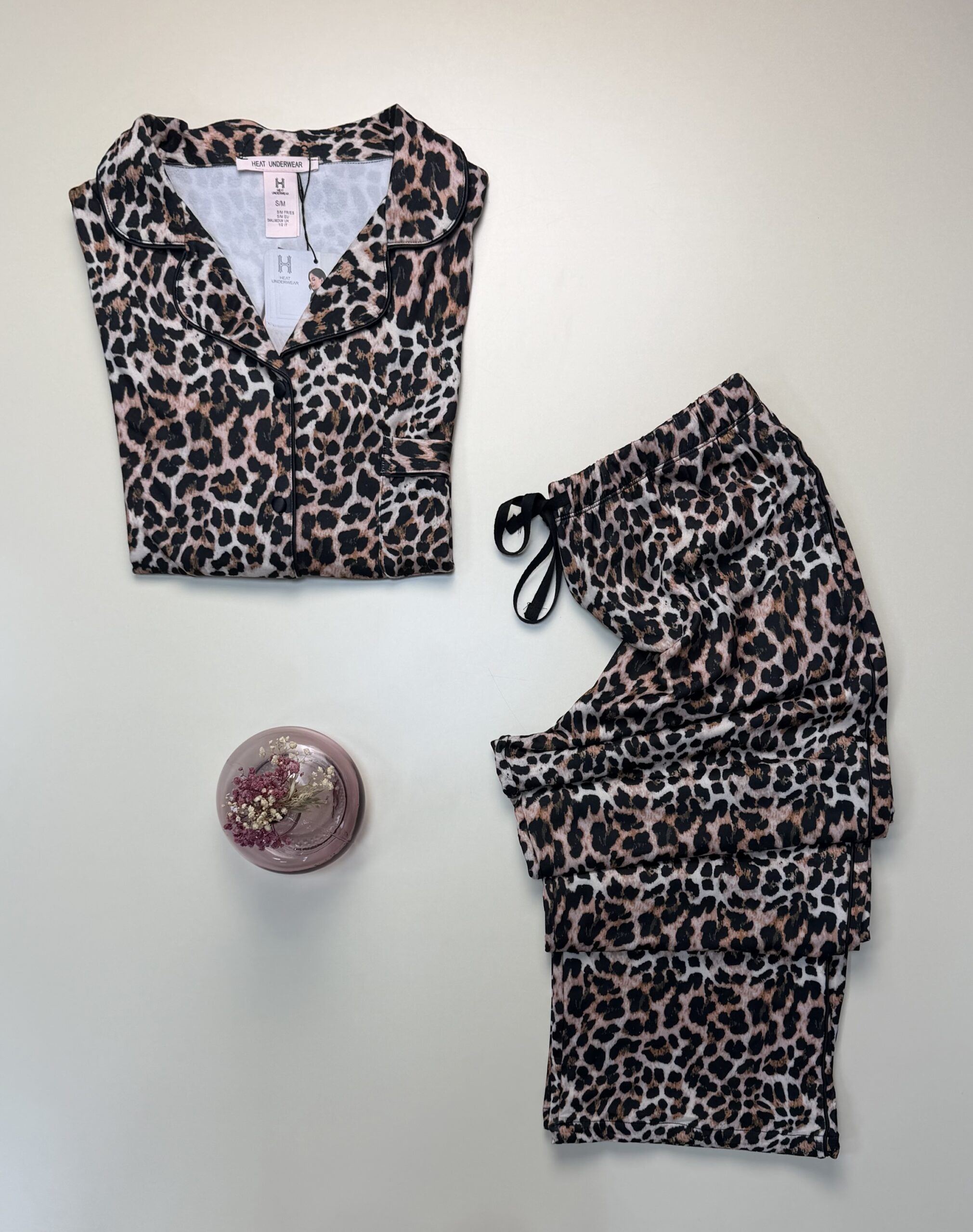 Pyjama boutonnée haut demi manche -H- " Léopard " – Image 3