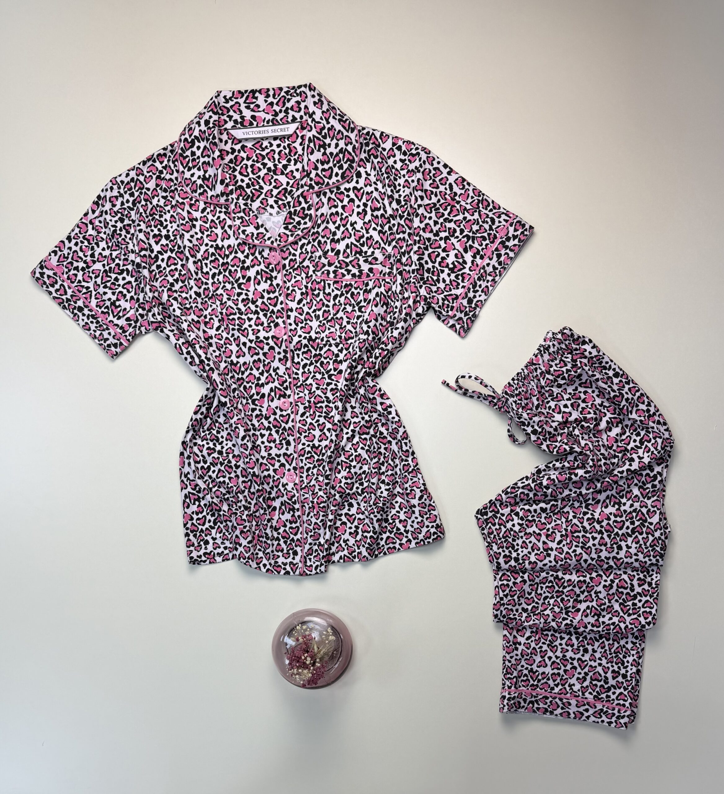 Pyjama boutonné haut demi manche " cœur rose " – Image 2