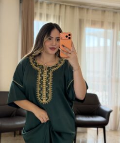 Alternative view of Djeba - Sultana  - Vert